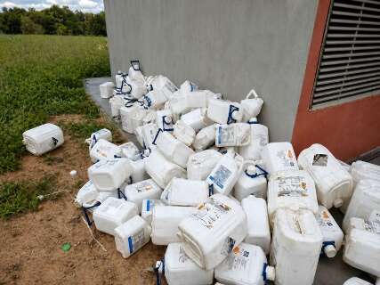 Fazendeiro &eacute; multado em R$ 20 mil por descarte irregular de agrot&oacute;xicos