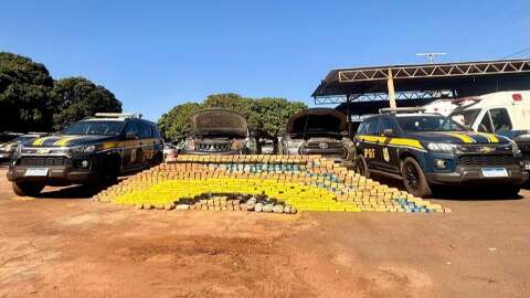 PRF apreende mais de meia tonelada de coca&iacute;na em caminhonetes ap&oacute;s persegui&ccedil;&atilde;o