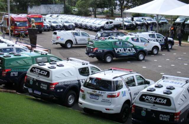 Policiais de MS s&atilde;o feitos ref&eacute;ns durante roubo de caminh&atilde;o oficial em S&atilde;o Paulo