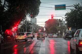 Chuva na Capital antecede previs&atilde;o de 9&deg;C para o final de semana