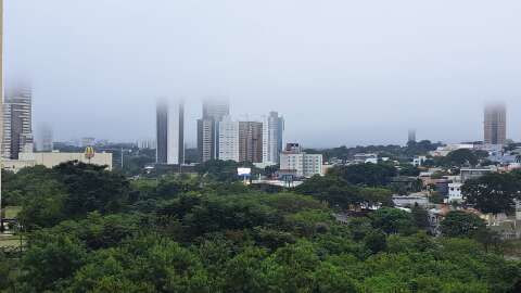 Com m&iacute;nima de 9,4&deg;C, frente fria derruba temperaturas em MS