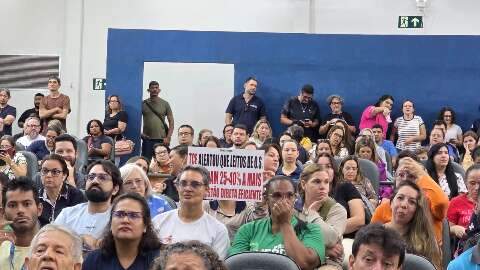 Ap&oacute;s a derrota da terceiriza&ccedil;&atilde;o, prefeitura pode cortar profissionais da escala