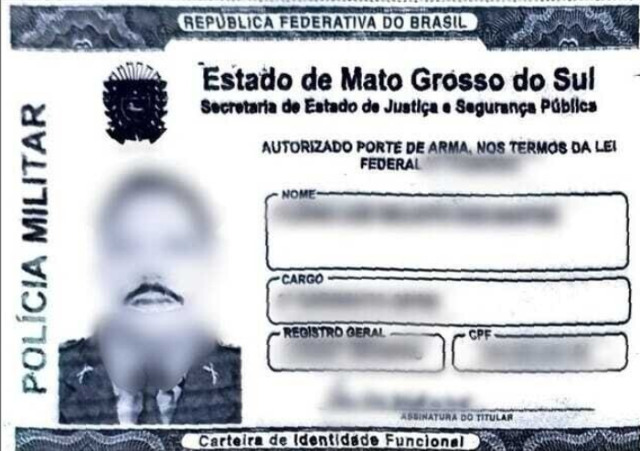PM reconhecido pelo bigode e colega viram r&eacute;us por atos de &ldquo;extrema gravidade&rdquo;	