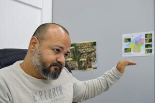Leucena resiste, rebrota e desafia opera&ccedil;&atilde;o ambiental em &aacute;reas verdes da Capital