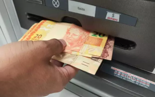 Mais de R$ 10 bilhões seguem esquecidos em bancos; veja como consultar e sacar Mais de R$ 10 bilhões seguem esquecidos em bancos; veja como consultar e sacar