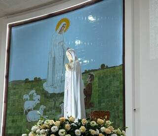 Prociss&atilde;o luminosa e missa marcam Dia de Nossa Senhora de F&aacute;tima 