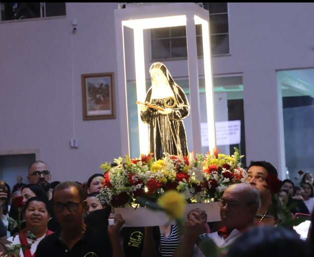 Festa de Santa Rita de Cássia terá missas, bênção das rosas e bolo tradicional