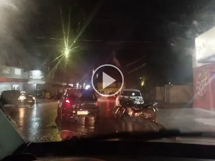 Chuva volta a atingir bairros de Campo Grande com avan&ccedil;o de frente fria
