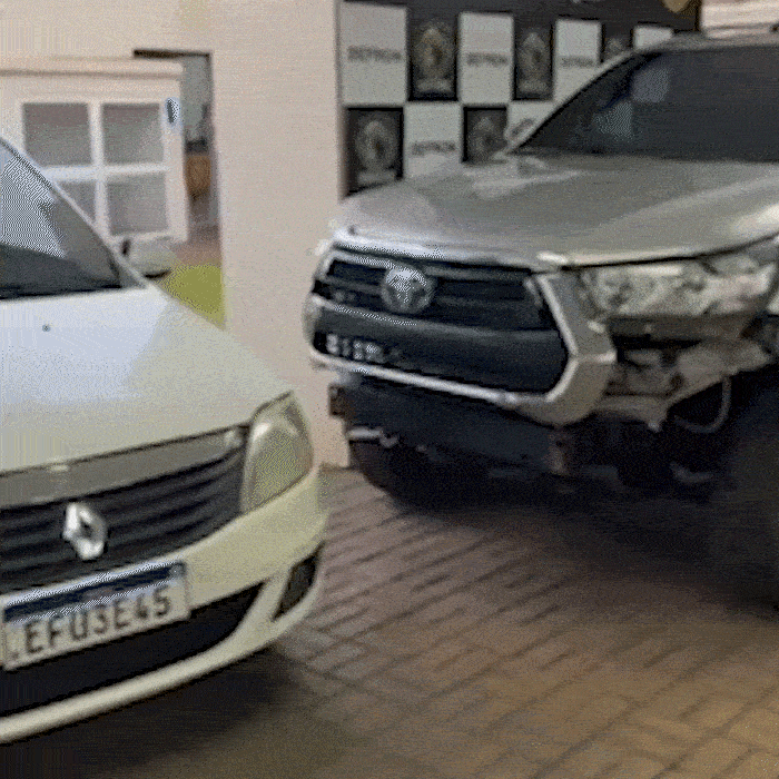 Pol&iacute;cia prende dupla com Hilux furtada no Paran&aacute; em 2023