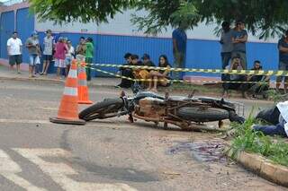 Motociclista morre com rompimento craniano ap&oacute;s colis&atilde;o no Jardim Col&uacute;mbia