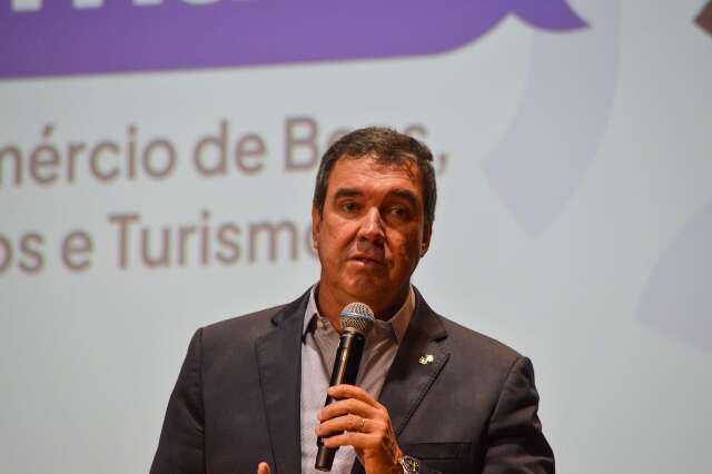 Riedel pede cautela em caso envolvendo Flávio