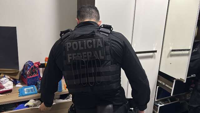Funcion&aacute;rios de aeroporto s&atilde;o presos por ajudarem a escoar coca&iacute;na de MS para SP