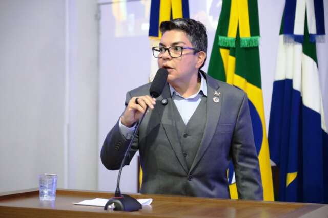 Vereadora reassume ap&oacute;s cirurgia, mas falta &agrave; audi&ecirc;ncia por quebra de decoro