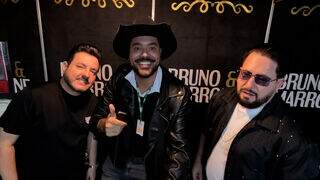 Mesmo com chuva e frio, galera foi em peso ver Bruno & Marrone 