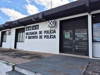 Tio é preso em flagrante após estuprar menina de 5 anos em bar Tio é preso em flagrante após estuprar menina de 5 anos em bar