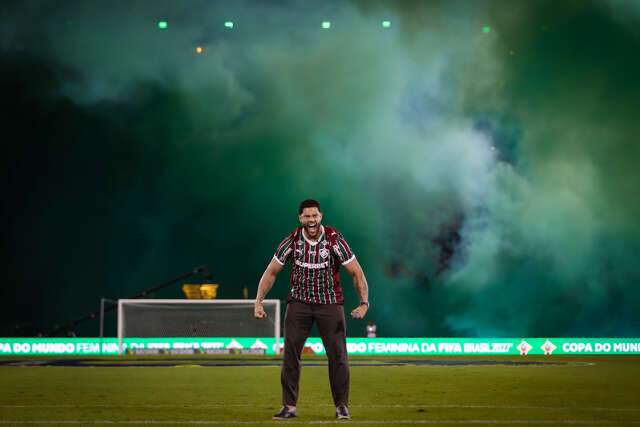 Fluminense vence S&atilde;o Paulo em noite de apresenta&ccedil;&atilde;o de Hulk