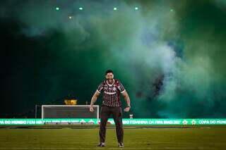 Fluminense vence São Paulo em noite de apresentação de Hulk Fluminense vence São Paulo em noite de apresentação de Hulk