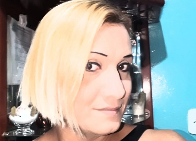 Homem suspeito de matar travesti em bar se apresenta &agrave; pol&iacute;cia e acaba preso