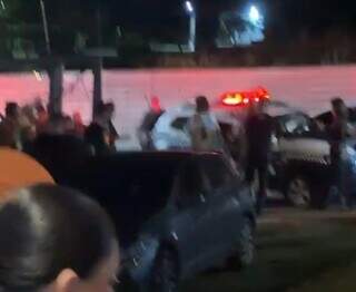 Policial civil &eacute; preso ap&oacute;s atirar em festa sertaneja nos Altos da Afonso Pena
