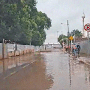 Obras e chuva intensa provocaram alagamento em &aacute;rea do aeroporto 