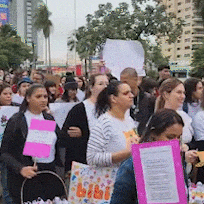 Passeata na Afonso Pena cobra fim dos manic&ocirc;mios e defende cuidado em liberdade