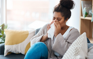 Com o frio a gripe pode piorar; veja os sinais de alerta da Influenza