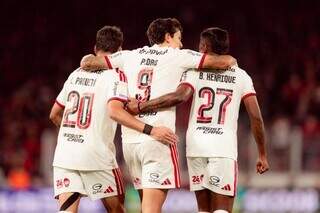 Flamengo e Palmeiras defendem lideran&ccedil;a de grupos na Libertadores