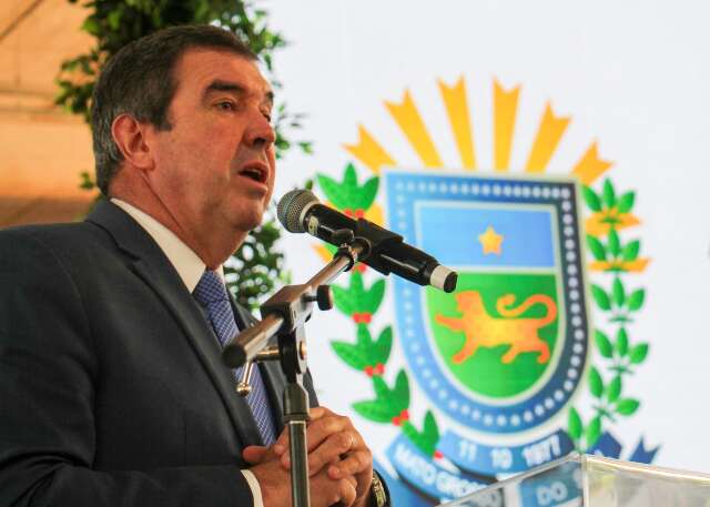 Riedel relata preocupa&ccedil;&atilde;o de prefeitos com pisos e impacto nas contas municipais