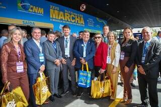 Riedel relata preocupação de prefeitos com pisos e impacto nas contas municipais Riedel relata preocupação de prefeitos com pisos e impacto nas contas municipais