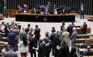 C&acirc;mara aprova novo c&aacute;lculo e piso dos professores pode ir a R$ 5,1 mil