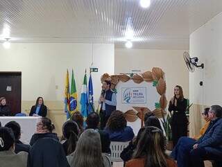 Estado lança programa para inserir pessoas com deficiência em trabalhos formais Estado lança programa para inserir pessoas com deficiência em trabalhos formais