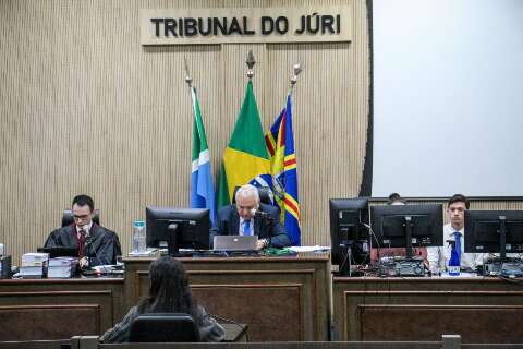 Para j&uacute;ri, r&eacute;u diz que trauma de abusos motivou agress&atilde;o fatal contra cadeirante