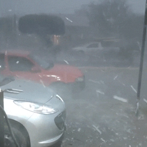 Inmet refor&ccedil;a aviso de tempestade com risco de granizo e ventos de at&eacute; 100 km/h