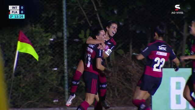 Flamengo vence Inter fora de casa e sobe para 4º no Brasileirão