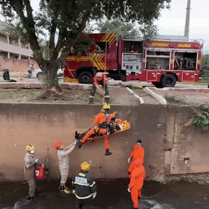 Enfermeira sai de plant&atilde;o, bate em &aacute;rvore e cai com carro no C&oacute;rrego Segredo
