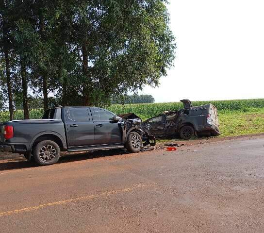 Viatura do DOF capota ap&oacute;s acidente em rodovia e deixa 4 policiais feridos