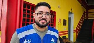 &Uacute;ltimo dia do drive-thru tem fila e vacina&ccedil;&atilde;o contra gripe j&aacute; bate recorde