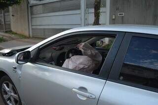 A caminho de ocorrência, viatura da PM é atingida por carro A caminho de ocorrência, viatura da PM é atingida por carro