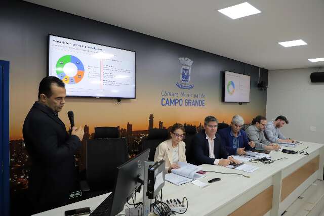 Sesau afirma que novo contrato de limpeza ser&aacute; homologado nos pr&oacute;ximos dias