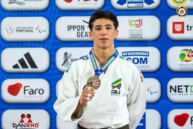 Andr&eacute; Dodero garante bronze para o Brasil em campeonato europeu