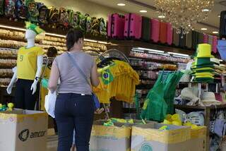 Com Copa do Mundo se aproximando, intenção de compras aumenta na Capital Com Copa do Mundo se aproximando, intenção de compras aumenta na Capital