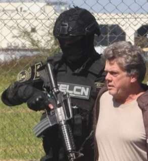 Pelo ar, traficante que sequestrou avi&atilde;o deixa Bol&iacute;via rumo a Campo Grande