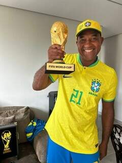 Campe&atilde;o mundial em 1994, Viola participa de a&ccedil;&atilde;o da Copa em Campo Grande