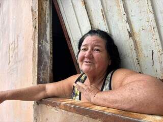 Santa do Mel desaparece e muro esconde casa que já recebeu romarias na Capital Santa do Mel desaparece e muro esconde casa que já recebeu romarias na Capital