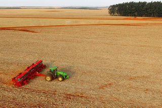 Câmara aprova projeto que reformula regras do seguro rural Câmara aprova projeto que reformula regras do seguro rural