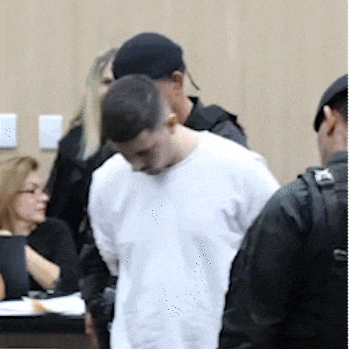 Defesa tenta barrar carta e reduzir acusa&ccedil;&atilde;o em j&uacute;ri de assassino de m&atilde;e e filha