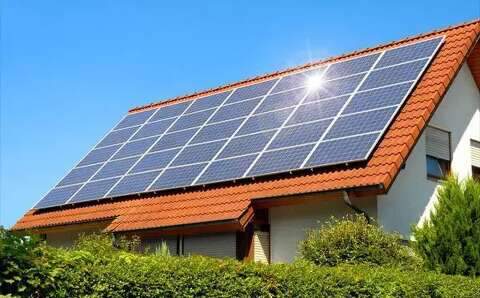 Deputados aprovam mais transpar&ecirc;ncia no consumo de energia solar