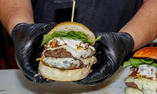 Festival de hambúrguer começa nesta sexta com lanches a R$ 30 e R$ 40 Festival de hambúrguer começa nesta sexta com lanches a R$ 30 e R$ 40
