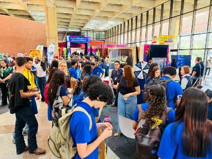Evento voltado aos jovens promove qualifica&ccedil;&atilde;o, cultura e servi&ccedil;os sociais