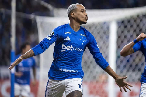Cruzeiro goleia Barcelona e avan&ccedil;a &agrave;s oitavas da Libertadores